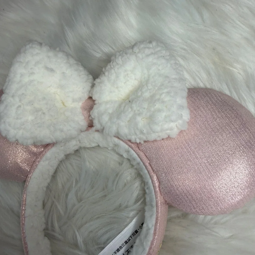NWOT - Disney World - Shimmer Pink Fluffy Sherpa Mickey Minnie Ear Headband